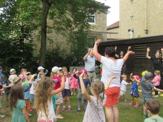 Verabschiedung von Pater Fritz im Kindergarten ULF