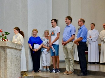 Neue Baumeister in einer lebendigen Kirche